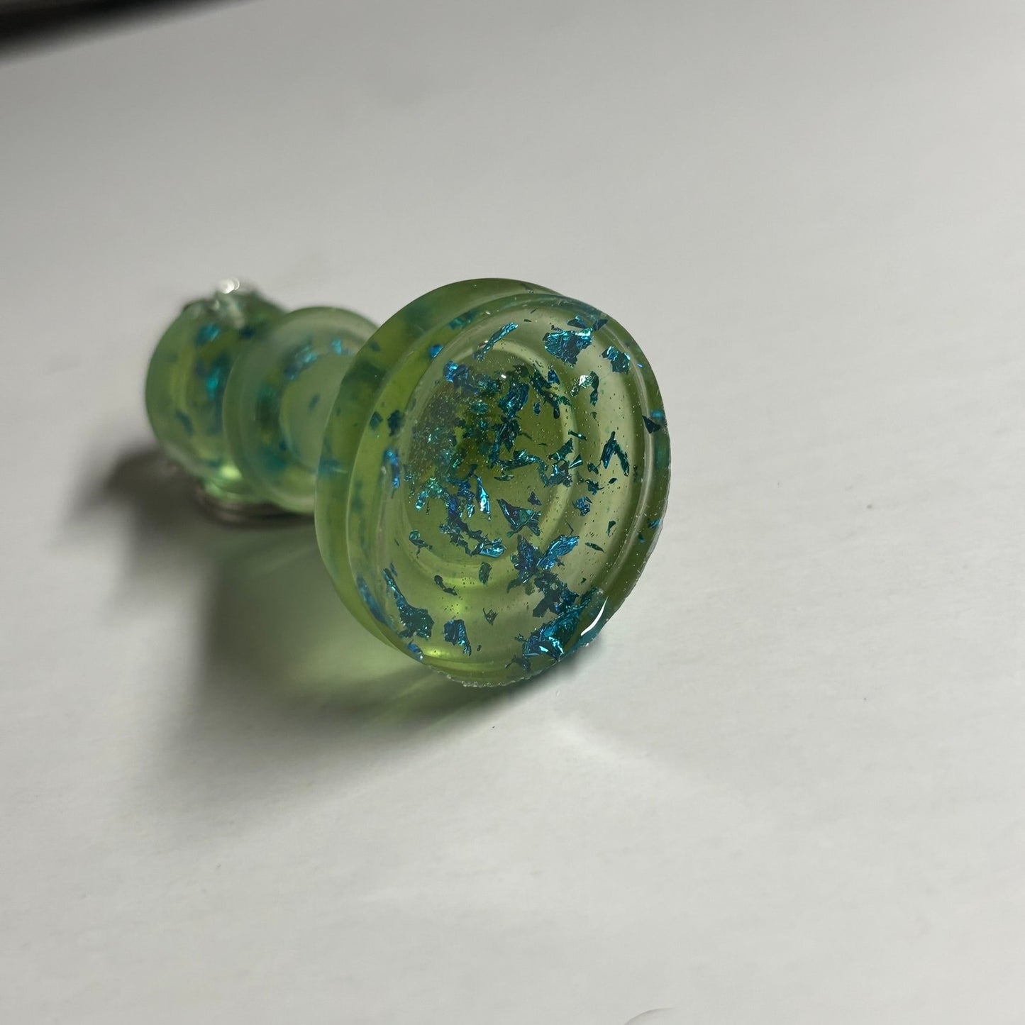 Green King - Handmade Resin Keychain