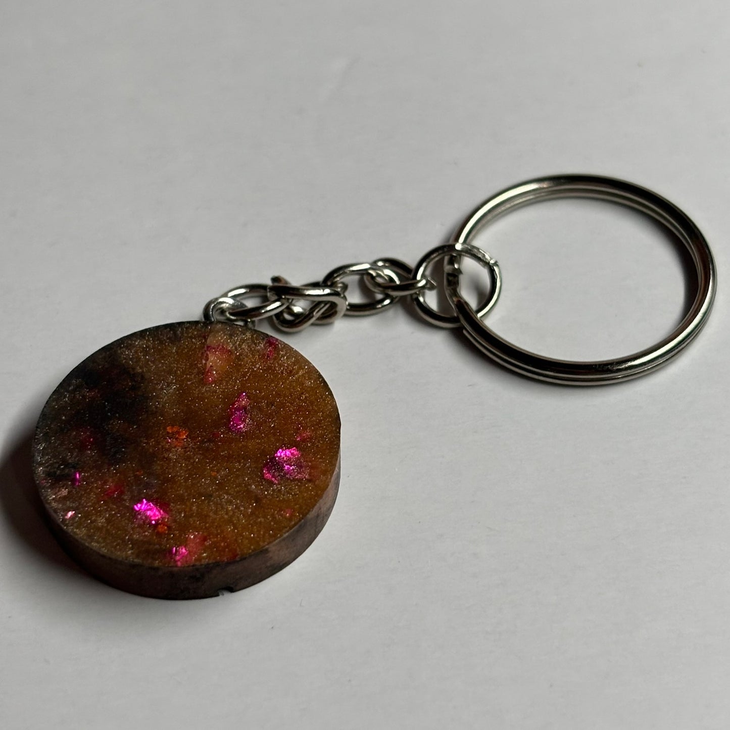 Black Lining Knight - Handmade Resin Keychain - Flat Edition