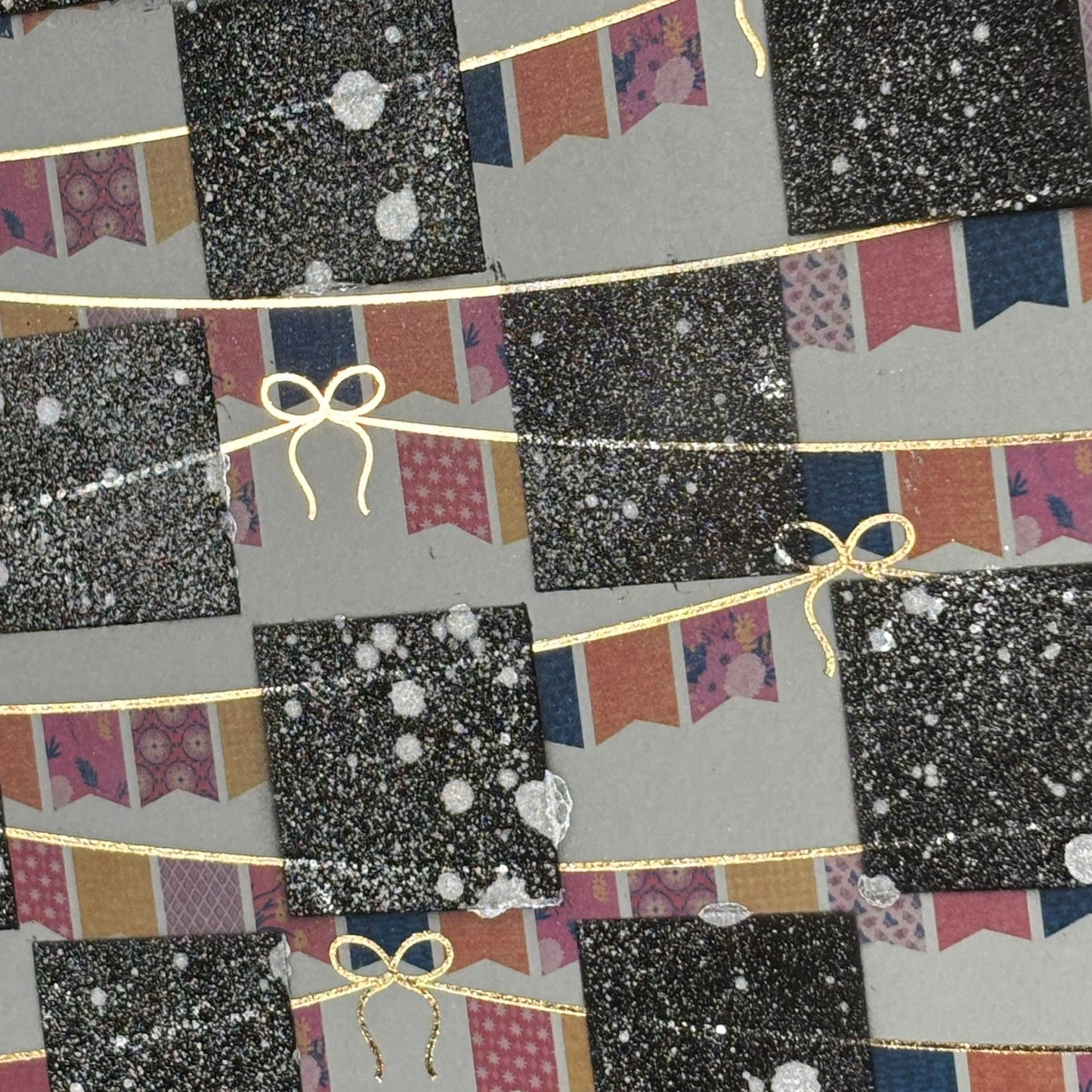 Happy Vintage - Scrapbook Chess Board