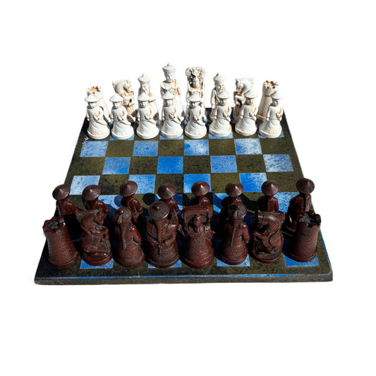 Black & Blue Stain - Chinese Edition Chess Set