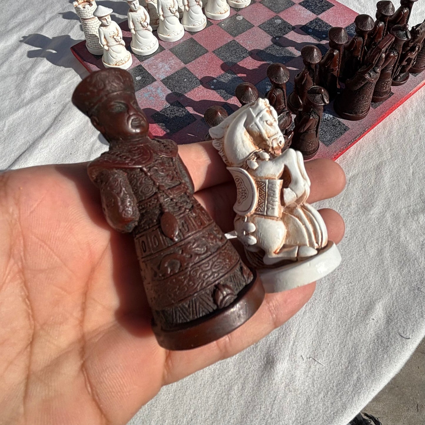 Mystic Red Black Fade - Chinese Edition Chess Set