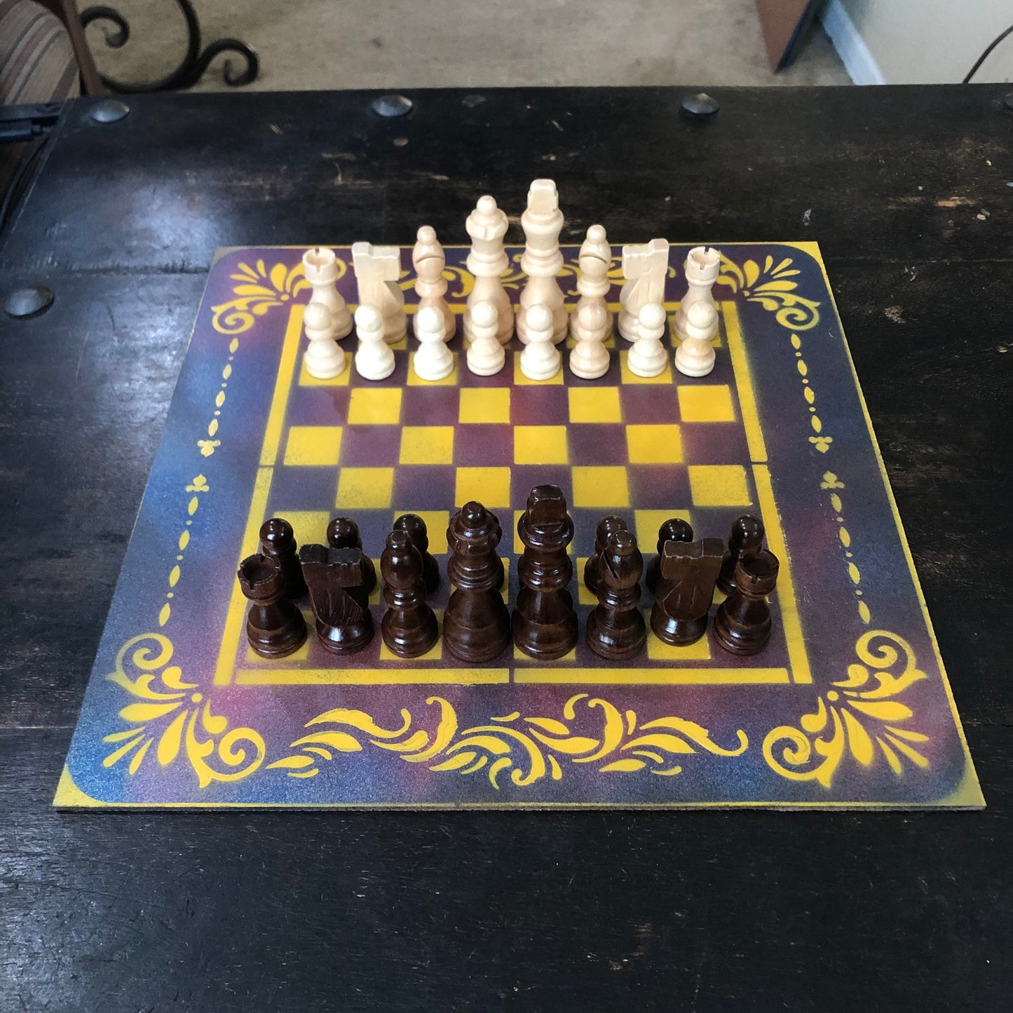 Galaxy Yellow - Painted Chess Set