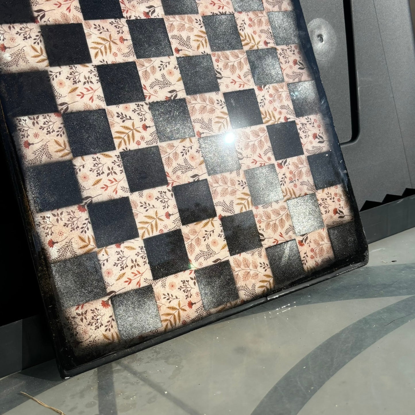 Vintage Flowers - Resin Coated Chess Board