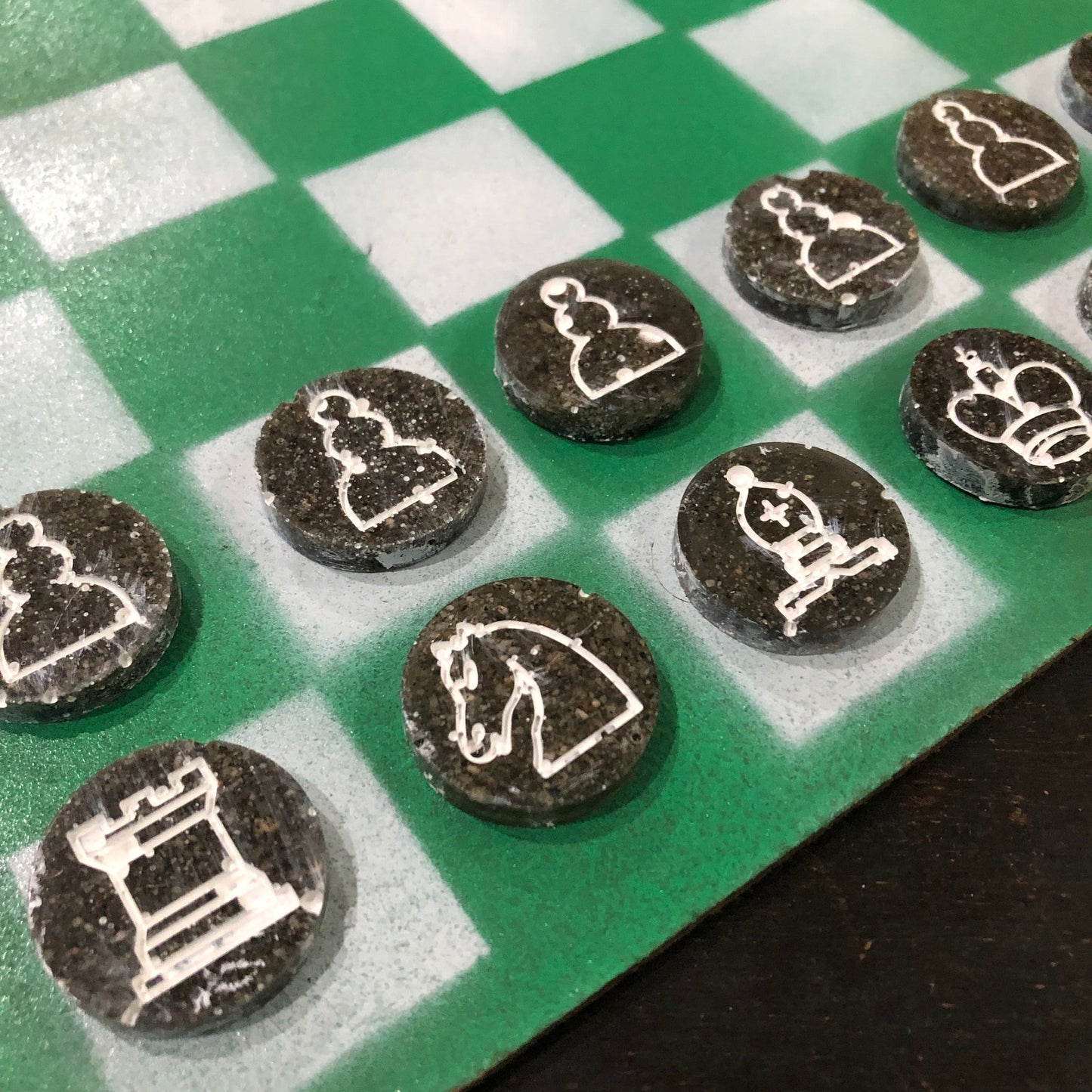 Green & White - Painted Chess Set