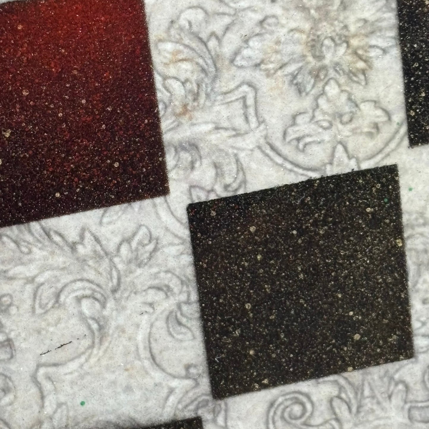 Black & Red Vintage - Resin Coated Chess Board