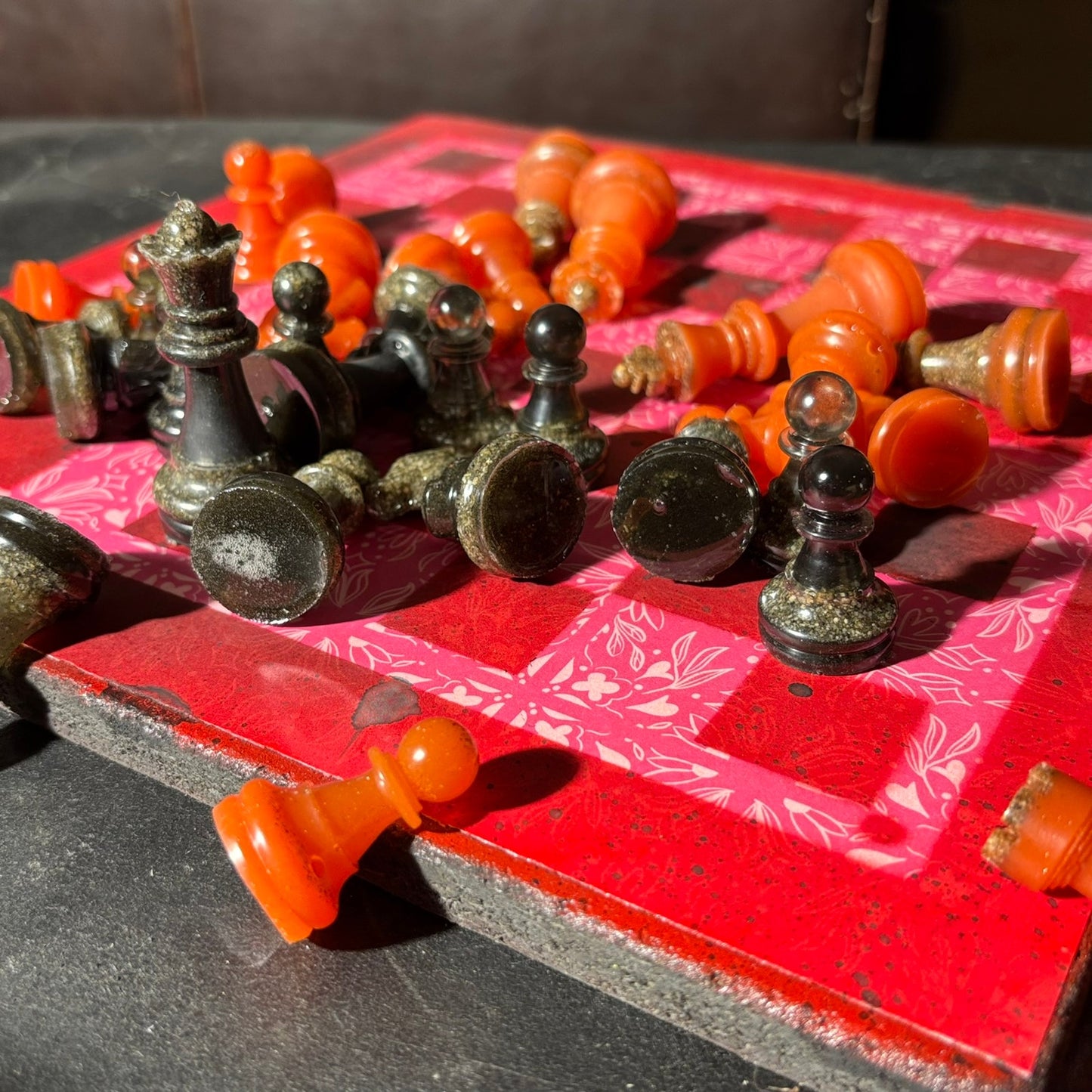Utopia Vintage Red- Scrapbook Chess Set