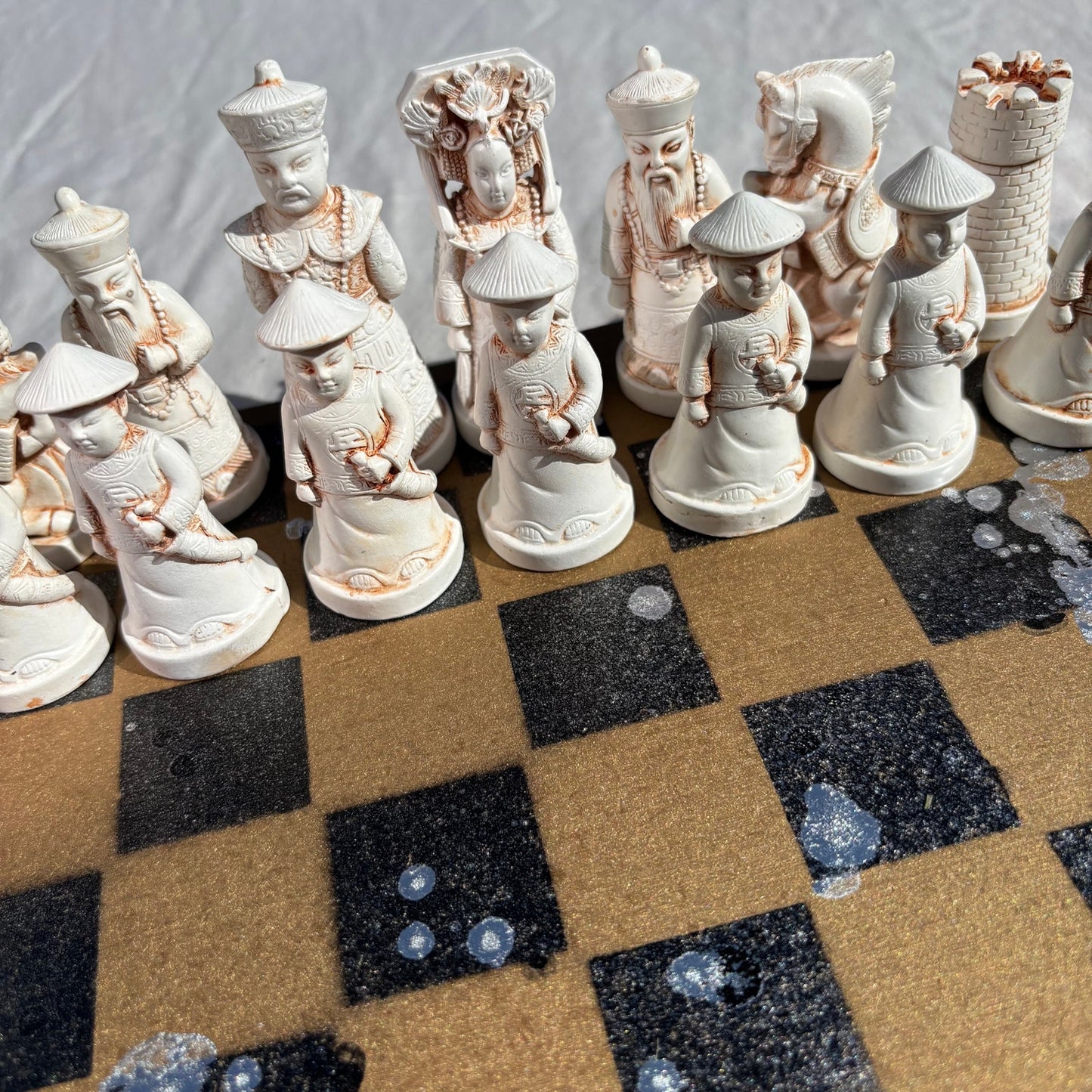 Simple Brown - Chinese Edition Chess Set