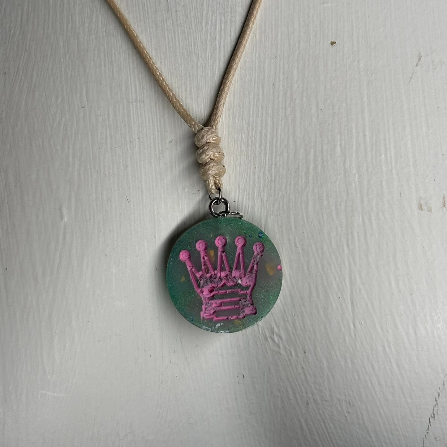 Cream Green Queen - Handmade Resin Chess Necklace