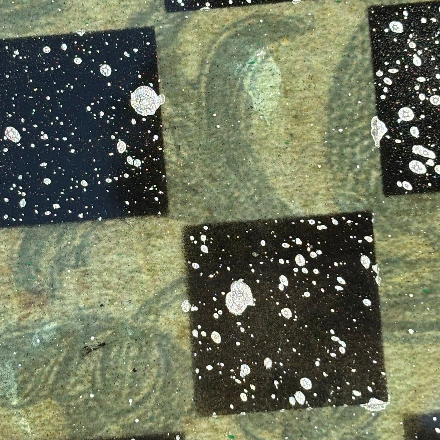 Velvet Green Pattern - Resin Coated Chess Board