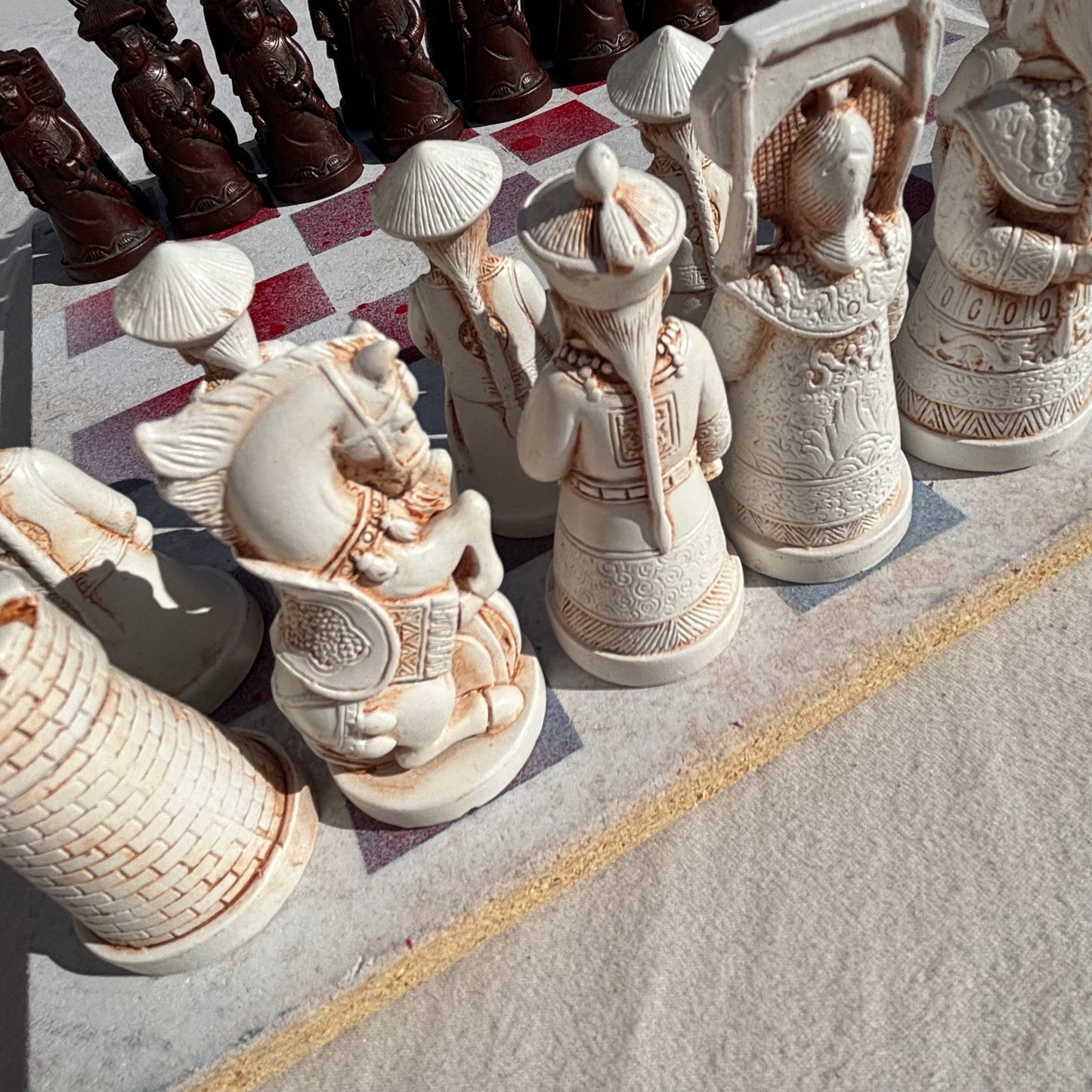 Spacey Red & White - Chinese Edition Chess Set