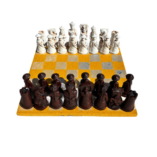 Golden Yellow - Chinese Edition Chess Set