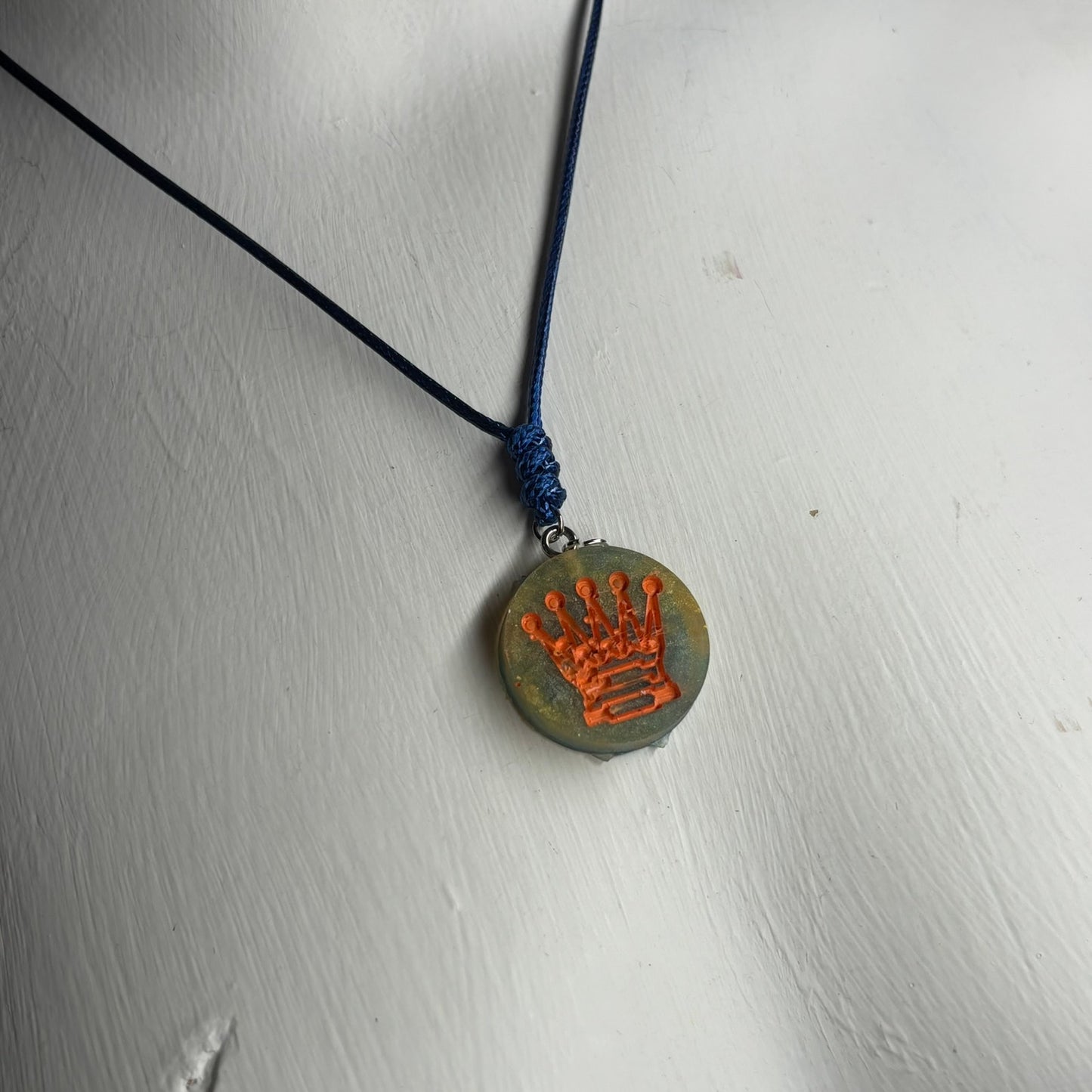 Nature Green Queen - Handmade Resin Chess Necklace