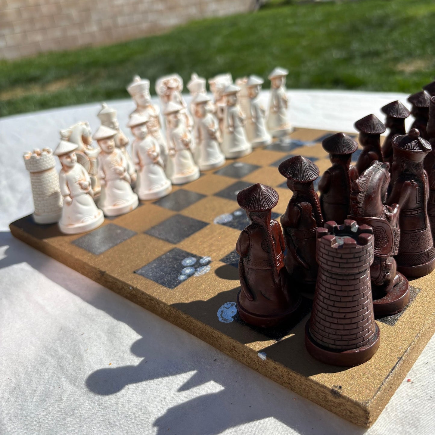 Simple Brown - Chinese Edition Chess Set