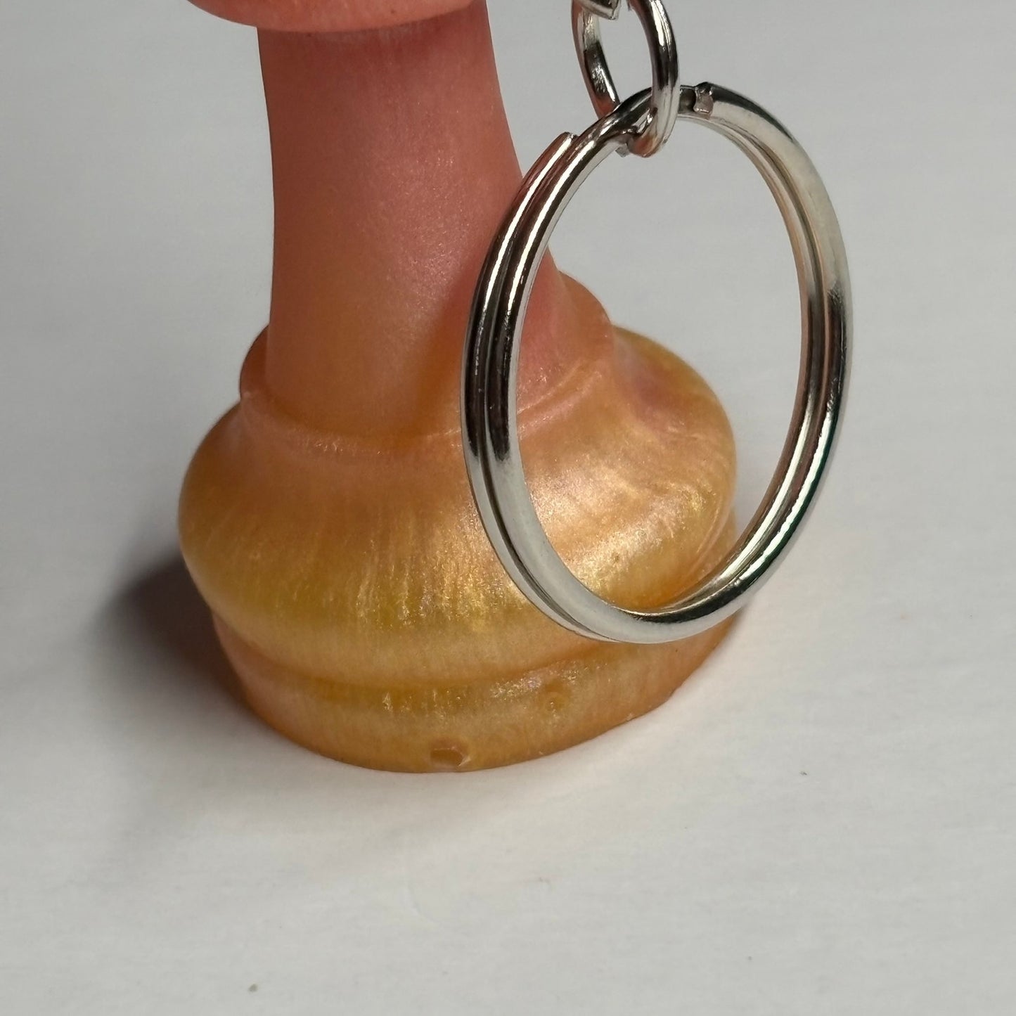 Peach Pink King - Handmade Resin Keychain