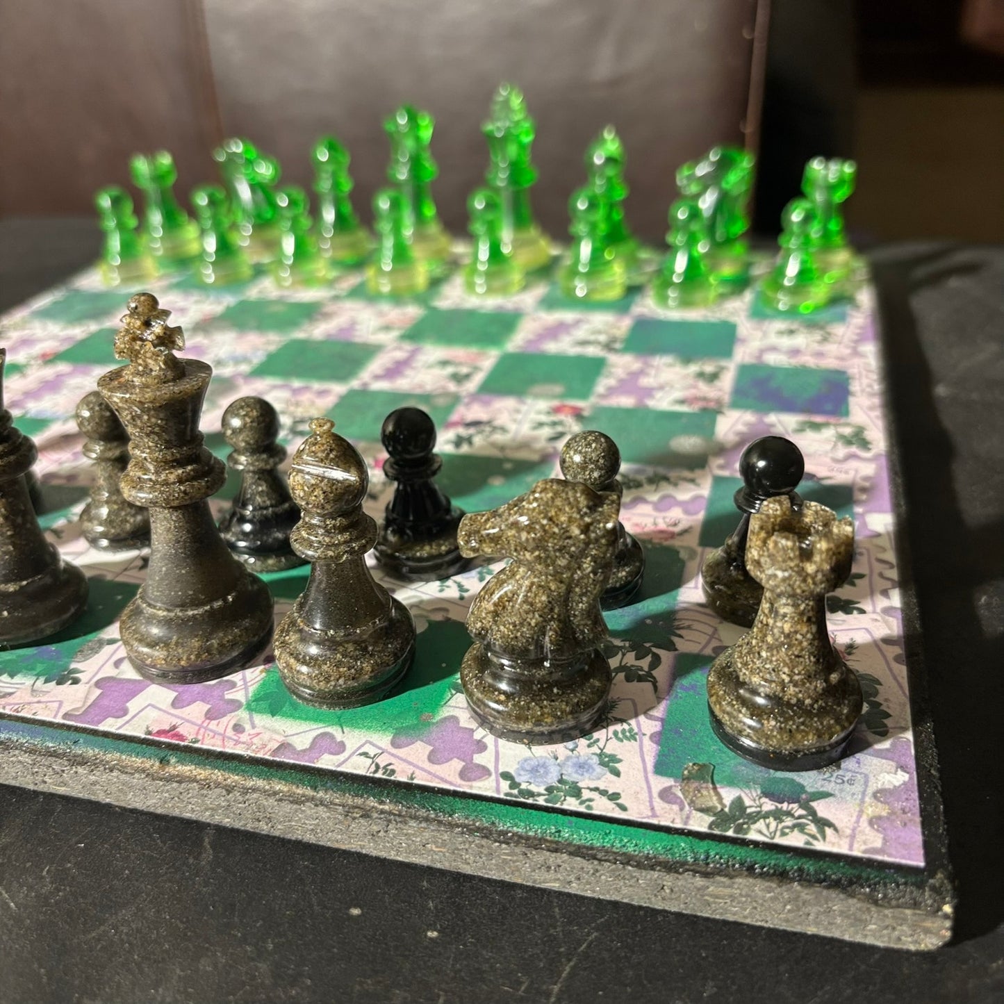 Puzzled Green - Scrapbook Chess Set