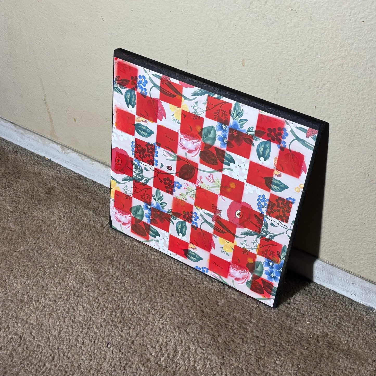 Red Garden Of Flowers - Scrapbook Chess Board