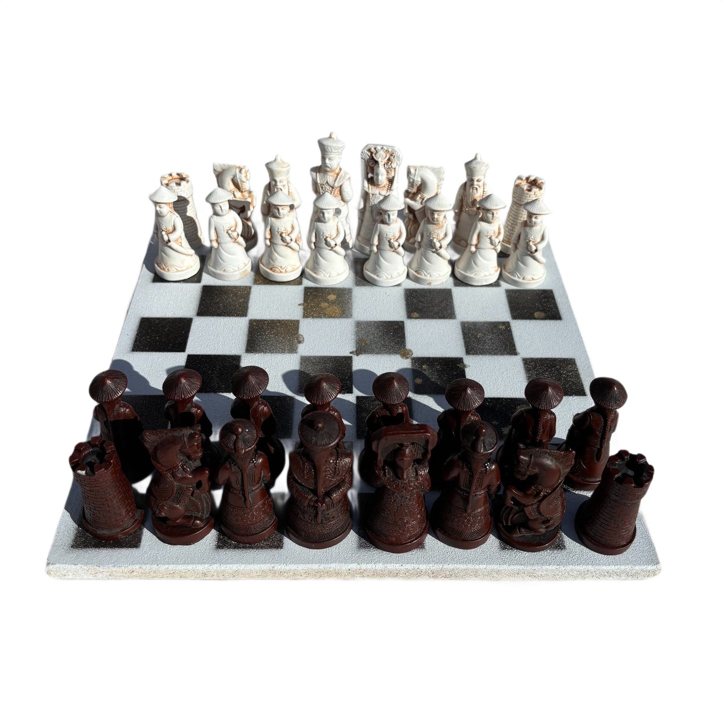 White & Black Gold Hue - Chinese Edition Chess Set