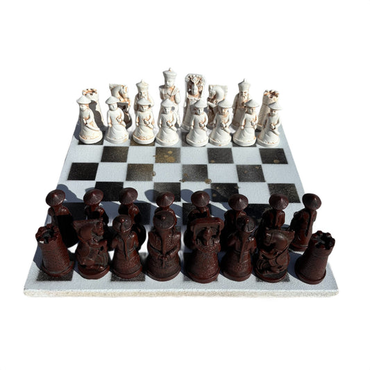 White & Black Gold Hue - Chinese Edition Chess Set