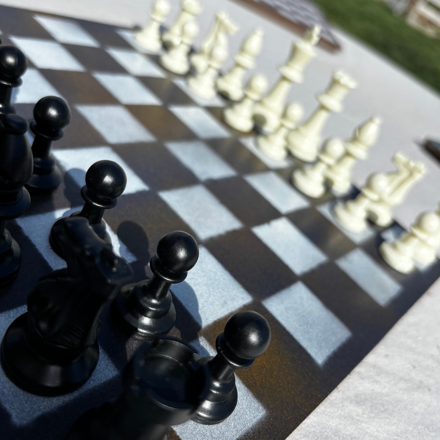 Alien Dark - Painted Chess Set