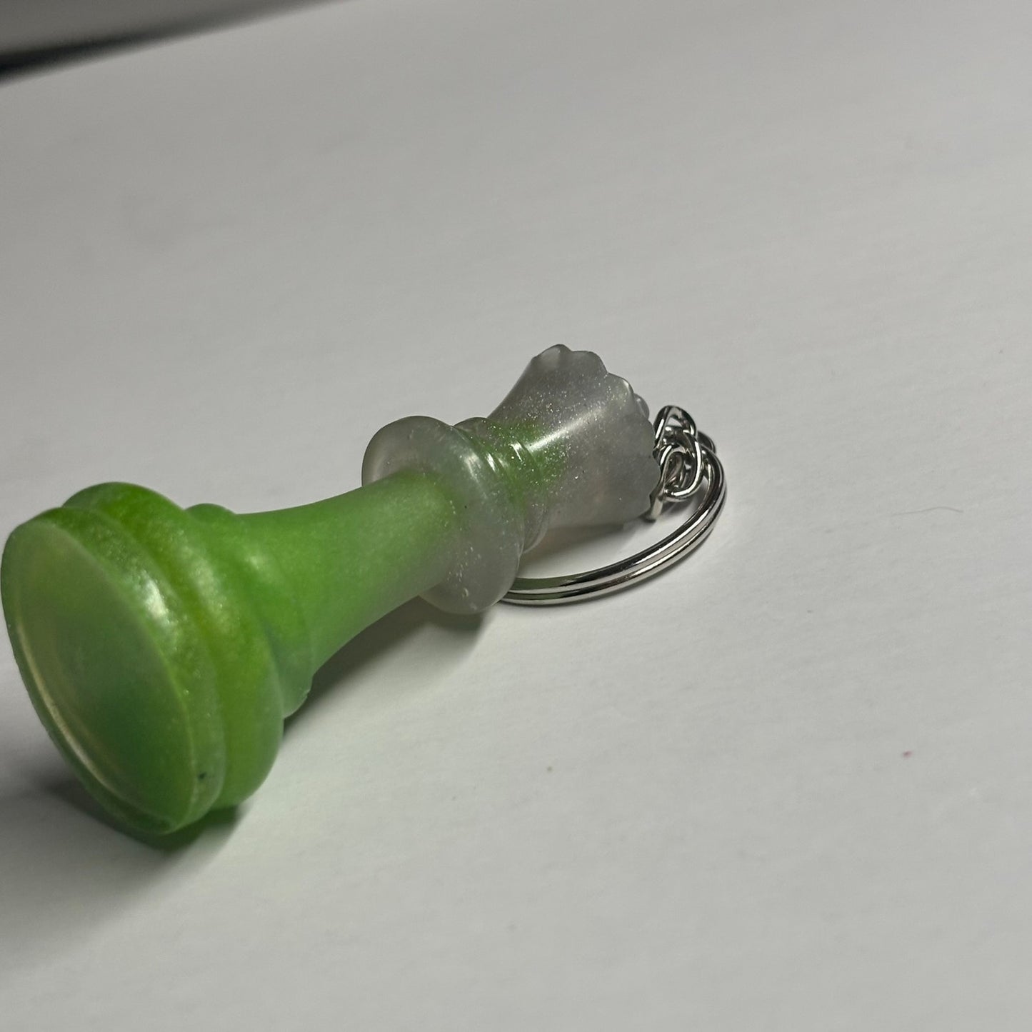 White/Green Queen - Handmade Resin Keychain