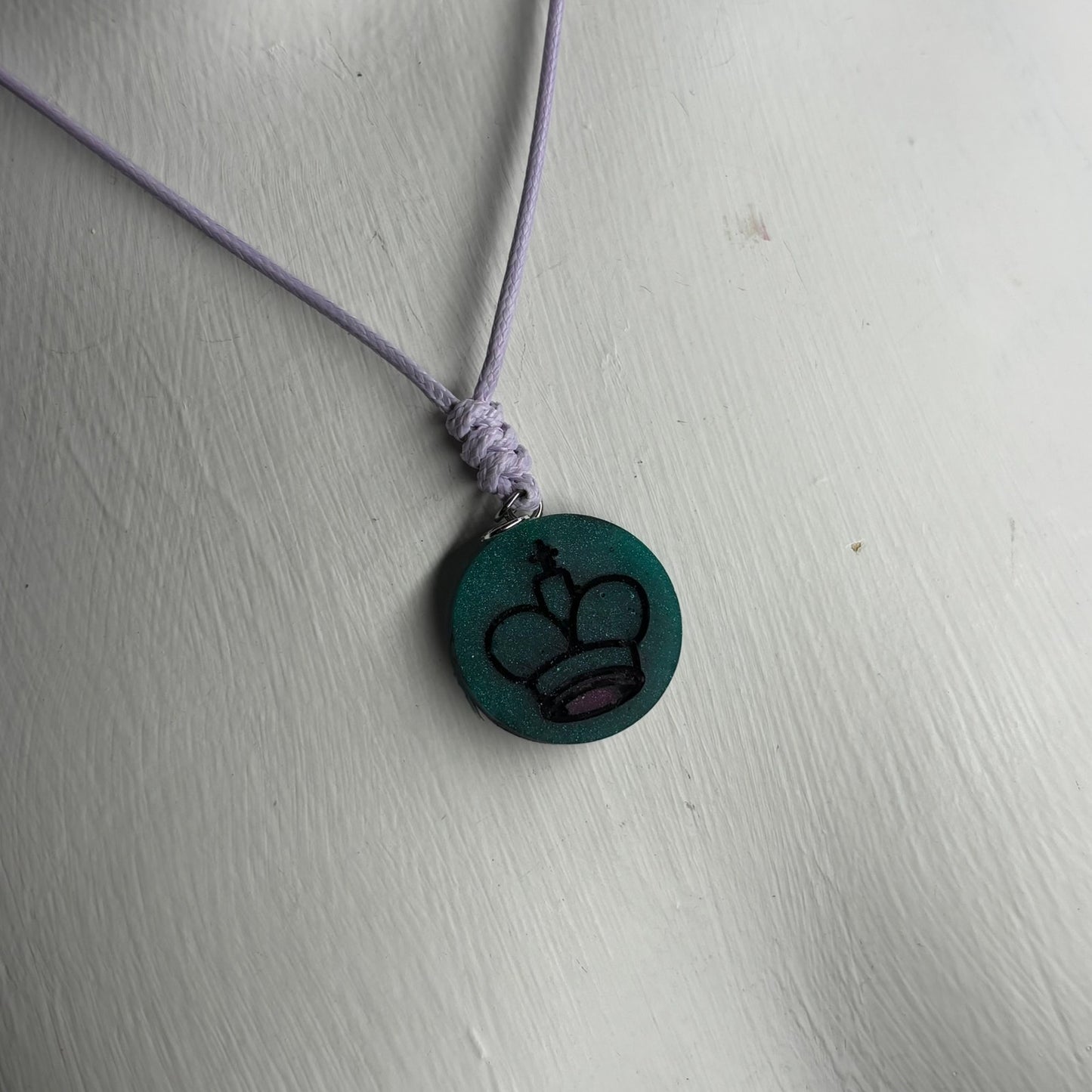 Dark Green King - Handmade Resin Chess Necklace