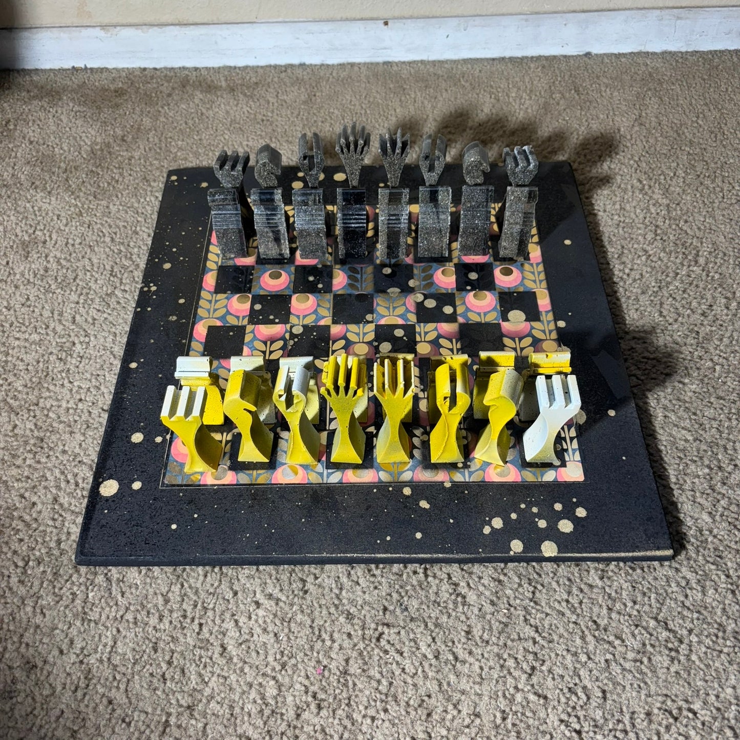 Yellow Golden Hue - Large Deluxe Chess Set