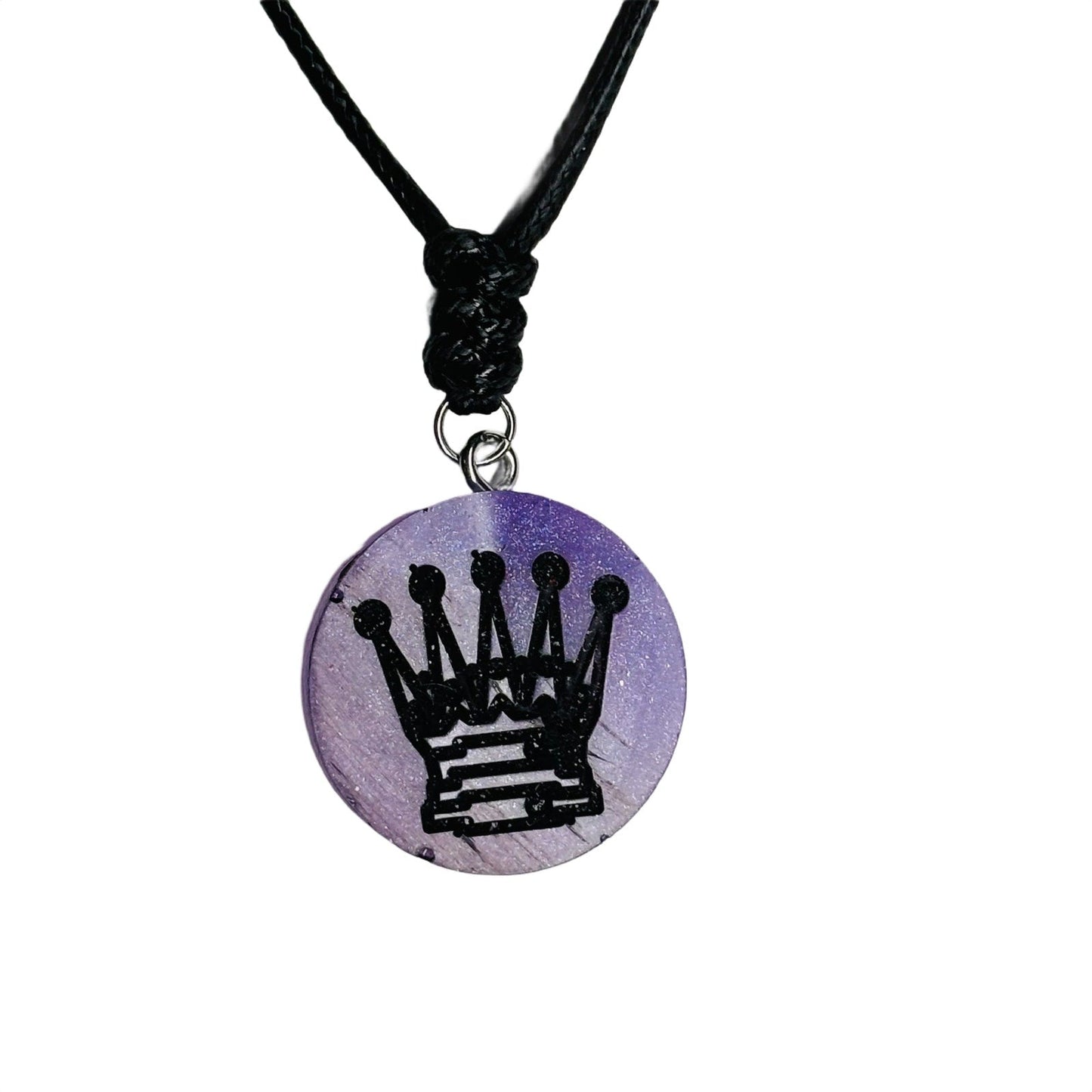 🎁 Bright Purple Queen - Handmade Resin Chess Necklace (100% off)