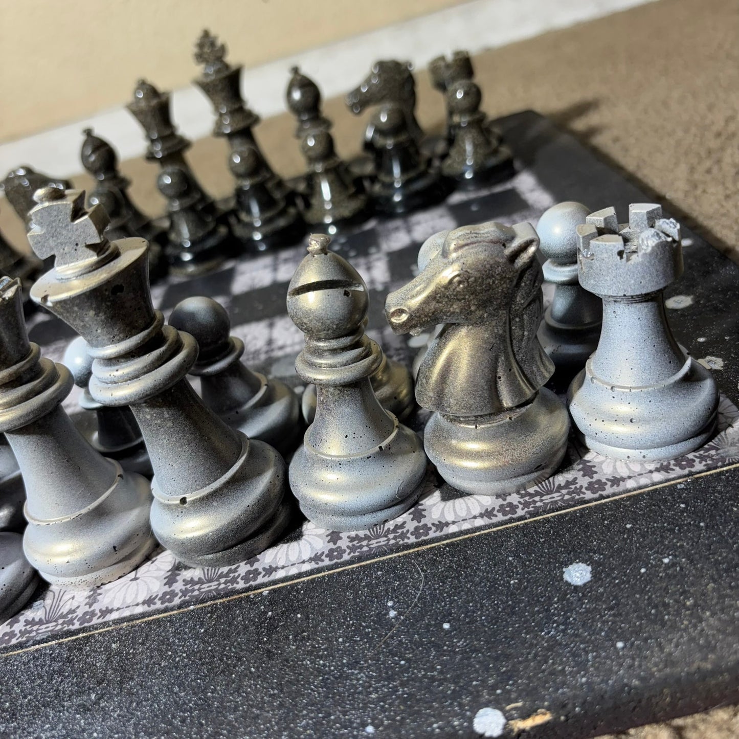 Golden Hue - Large Deluxe Chess Set