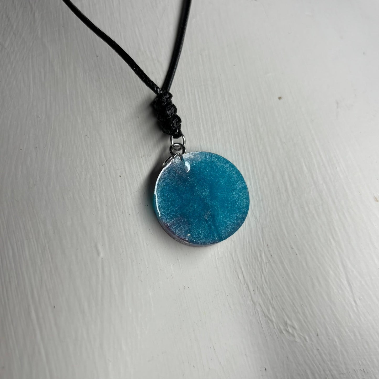 Blue/Purple Mesh Queen - Handmade Resin Chess Necklace