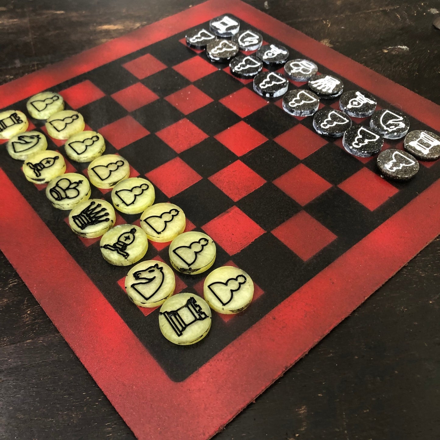 Imperial Red - Painted Chess Set