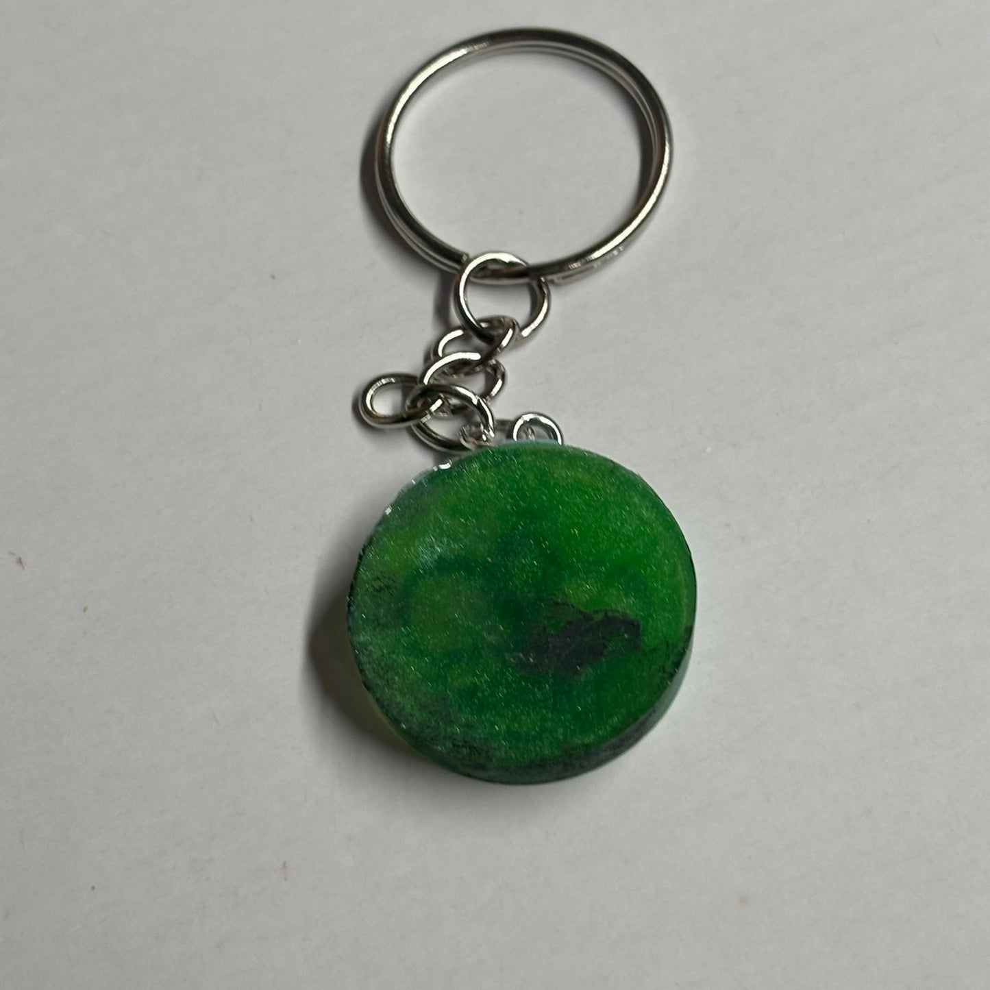 Green/Black King - Handmade Resin Keychain