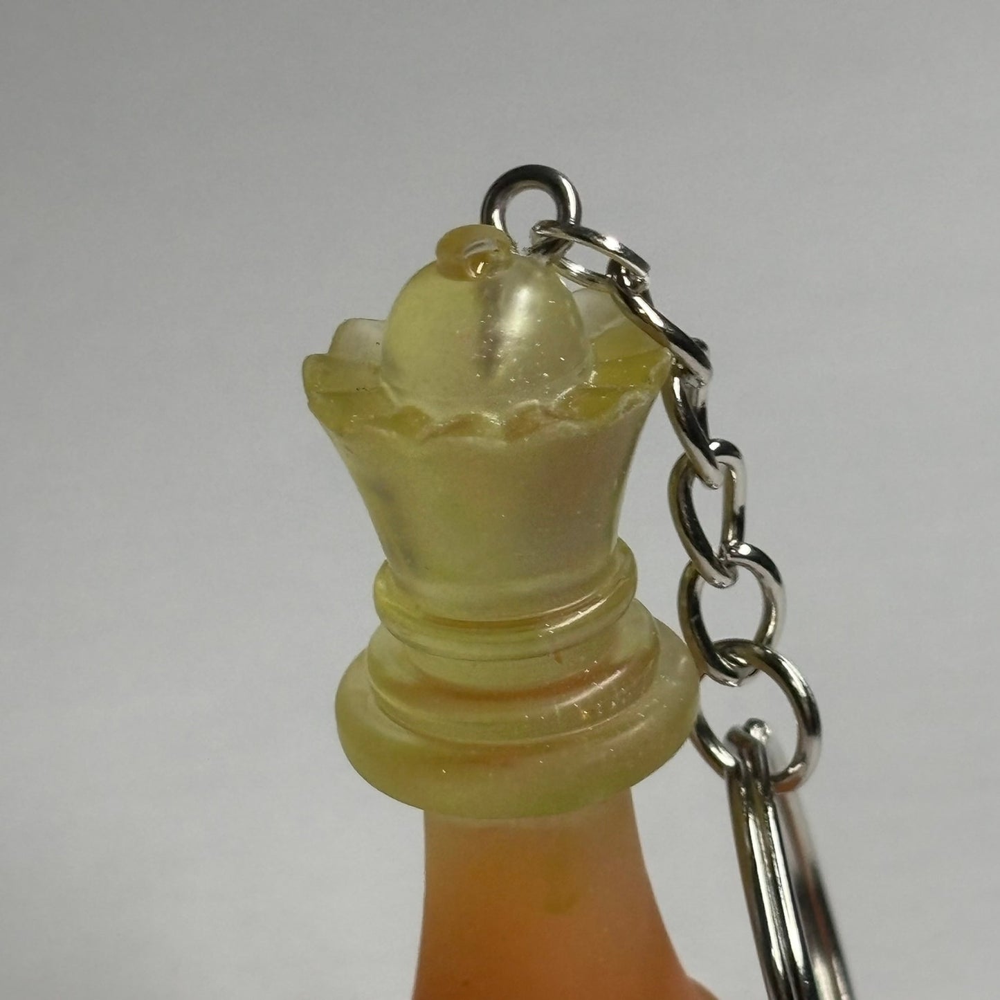 Sunset Mixed Queen - Handmade Resin Keychain