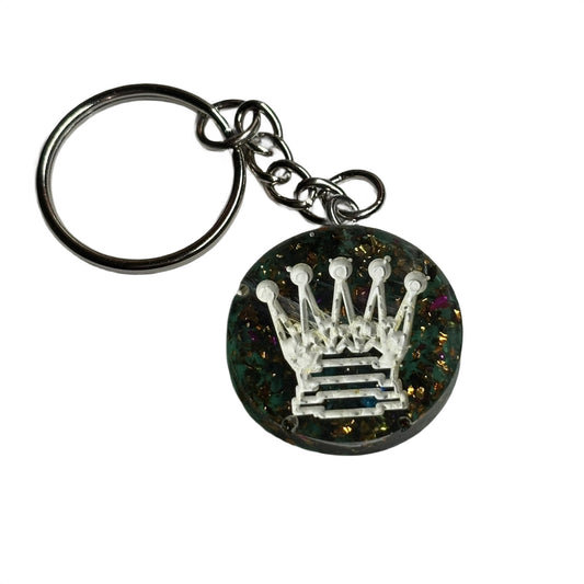 Green Fantastic Queen - Handmade Resin Keychain - Flat Edition