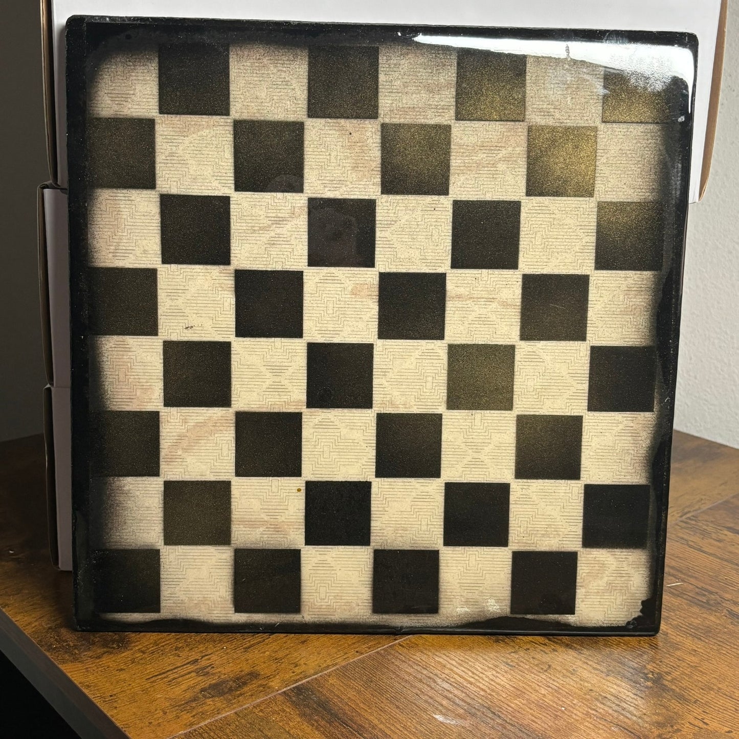 Simple Cream - Resin Coated Chess Board