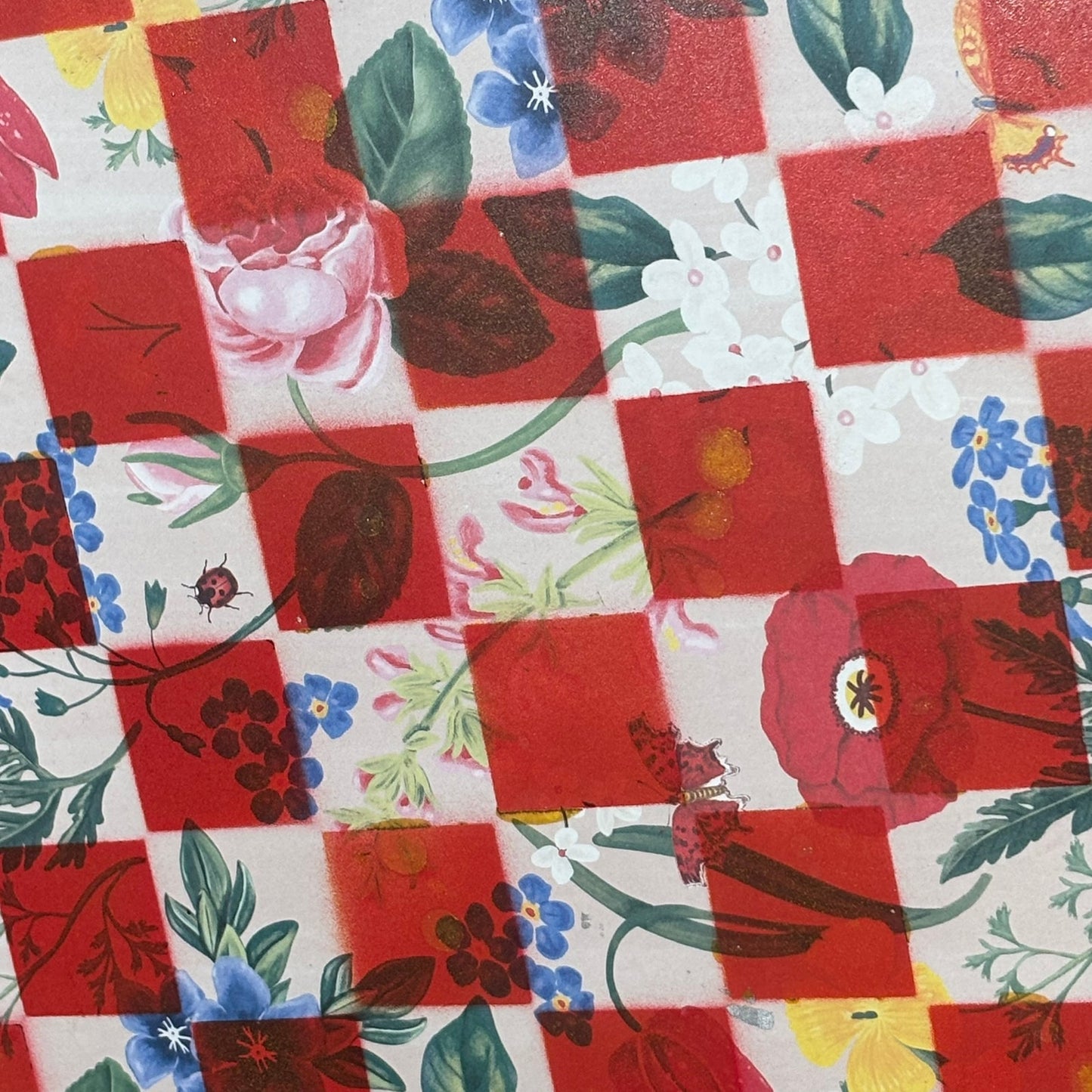 Red Garden Of Flowers - Scrapbook Chess Board