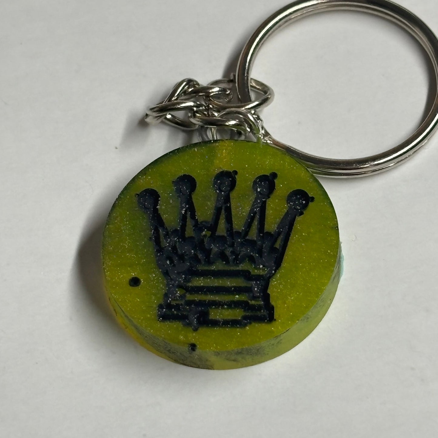 Dark Green Queen - Handmade Resin Keychain