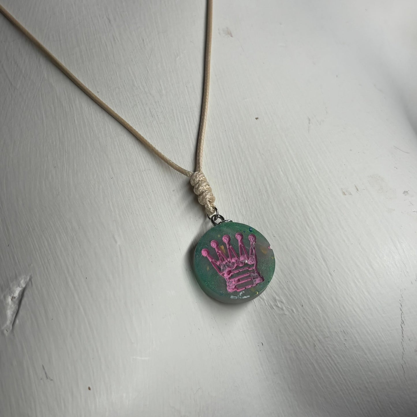 Cream Green Queen - Handmade Resin Chess Necklace
