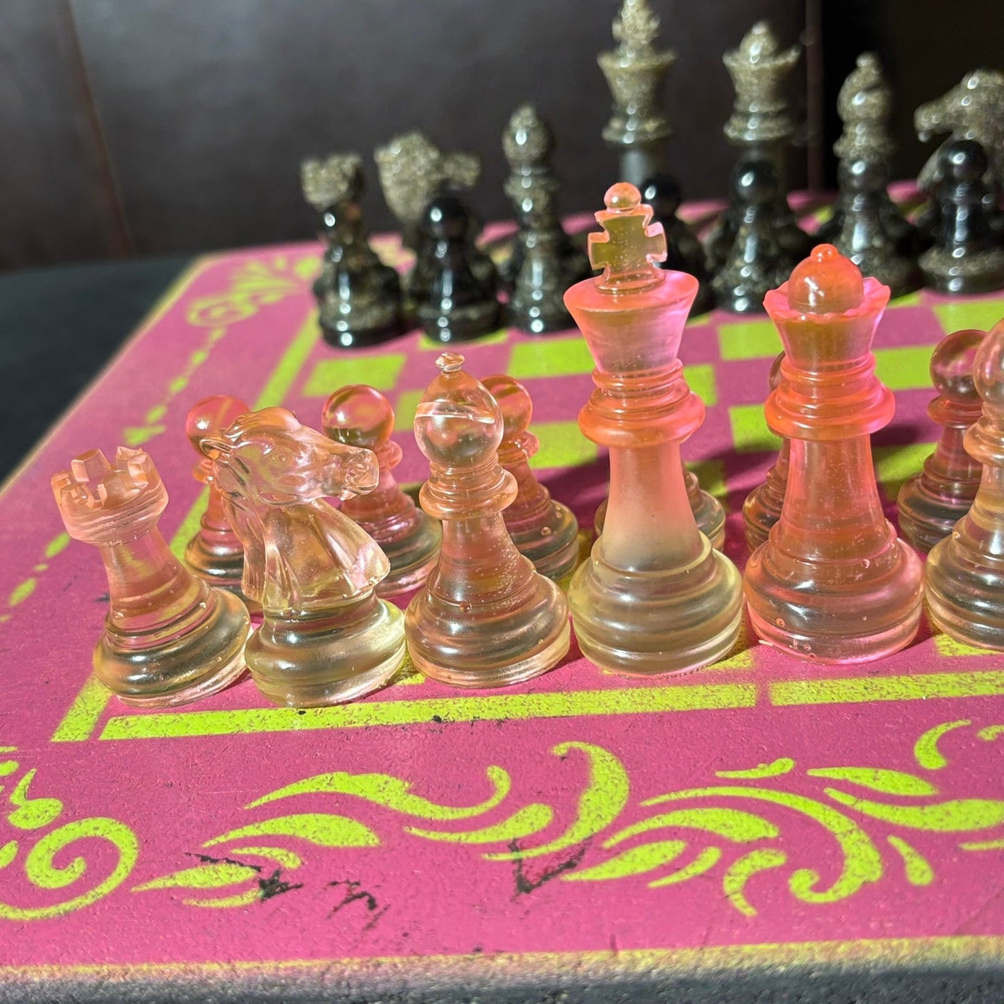 Neon Green Pink - Painted Chess Set