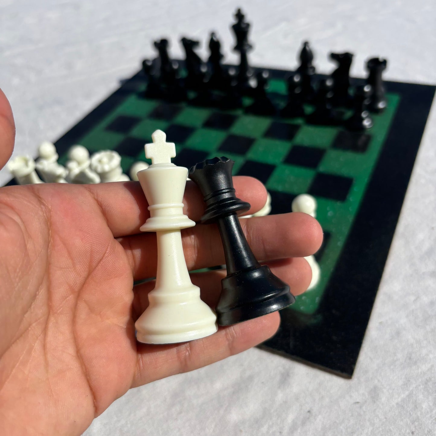 Green & Black - Painted Chess Set