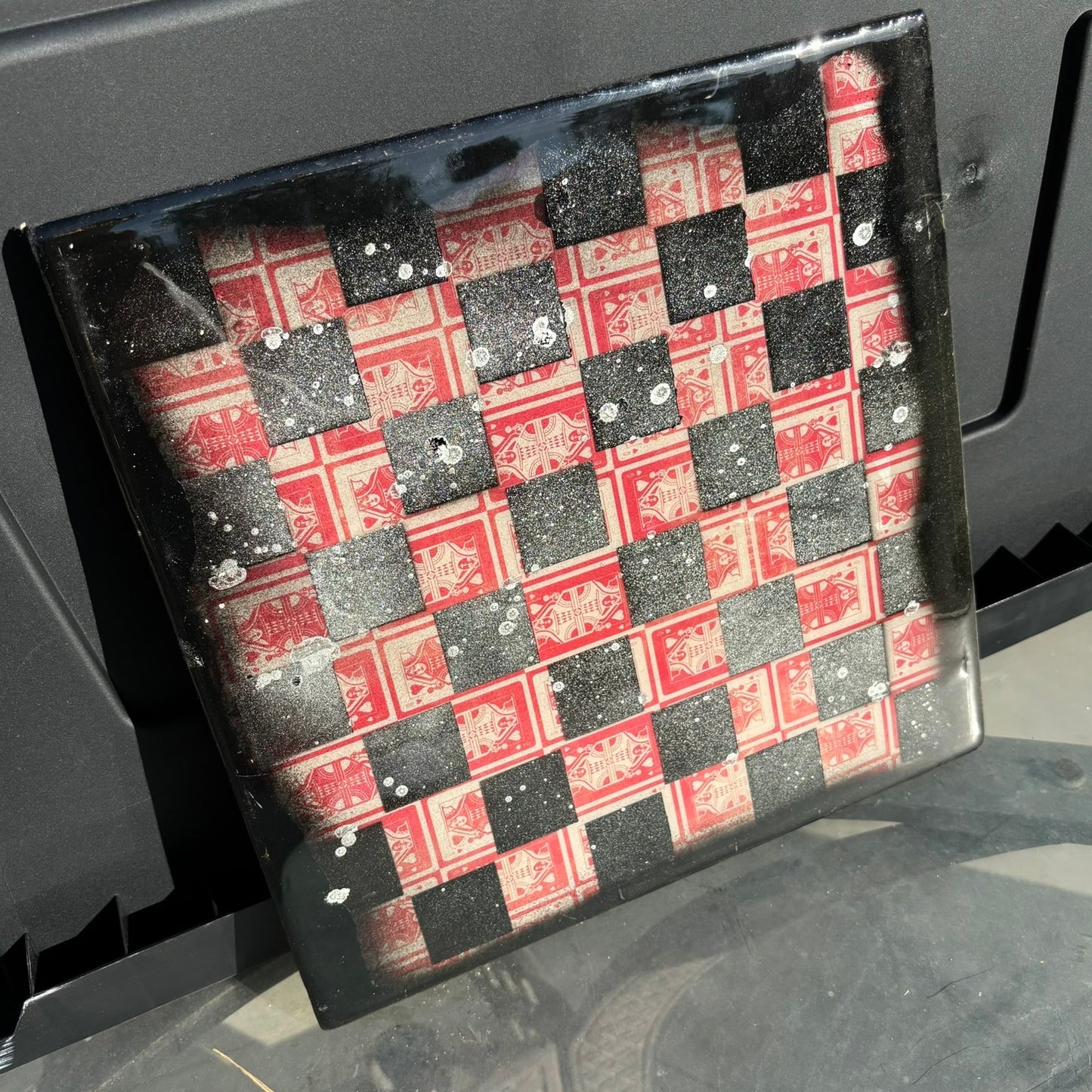 The Queens Card - Resin Coated Chess Board