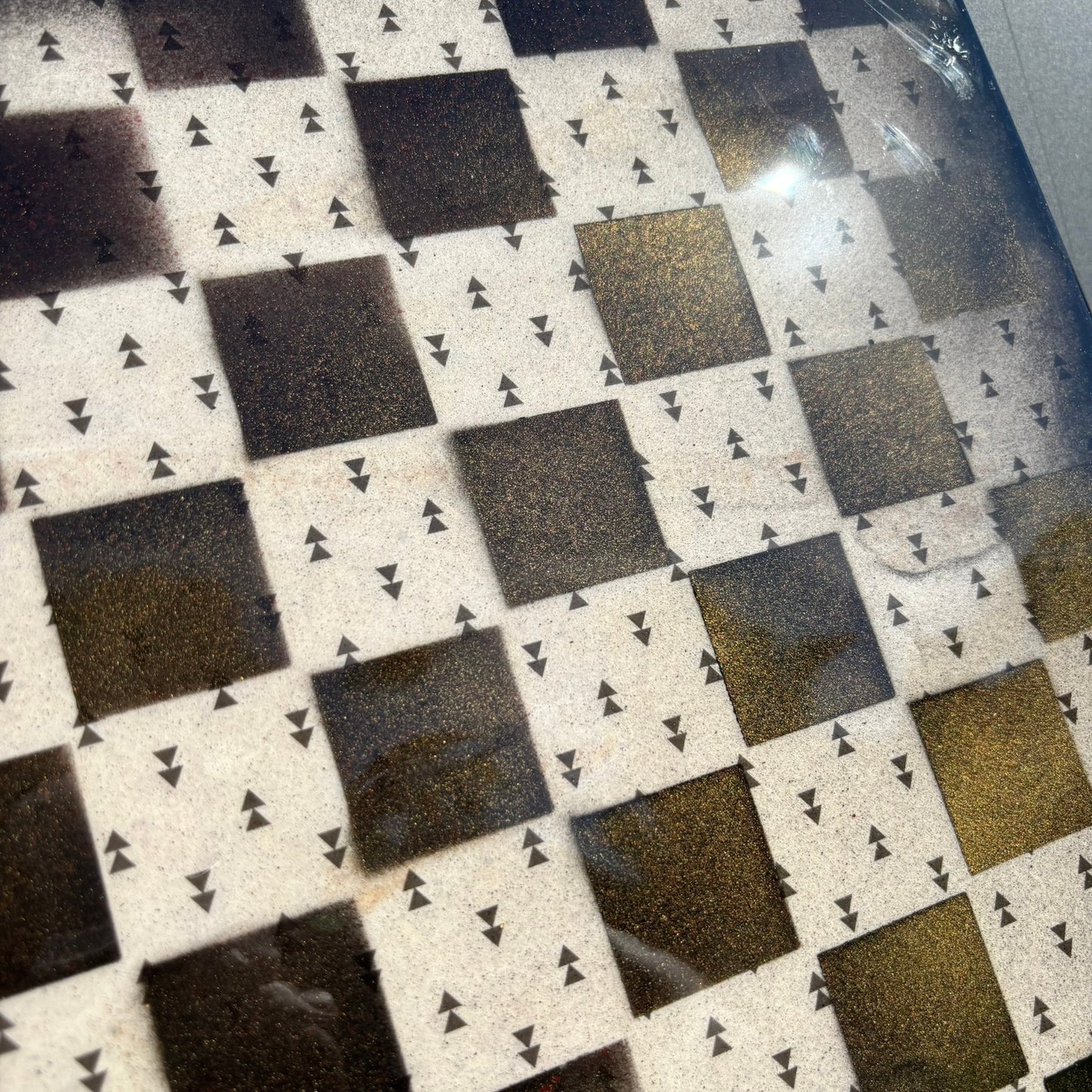 Vintage Arrows - Resin Coated Chess Board