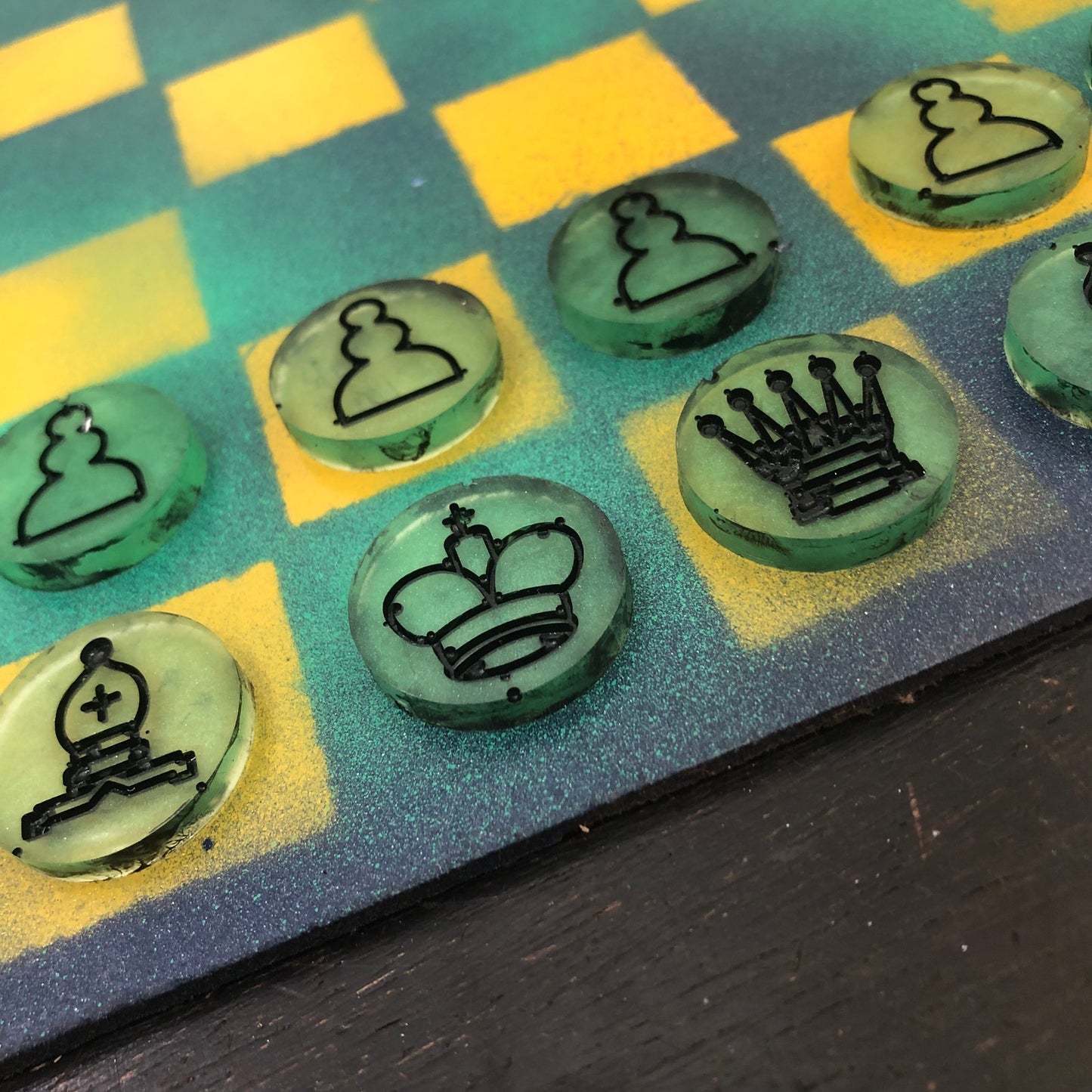 Alien Green & Yellow - Painted Chess Set