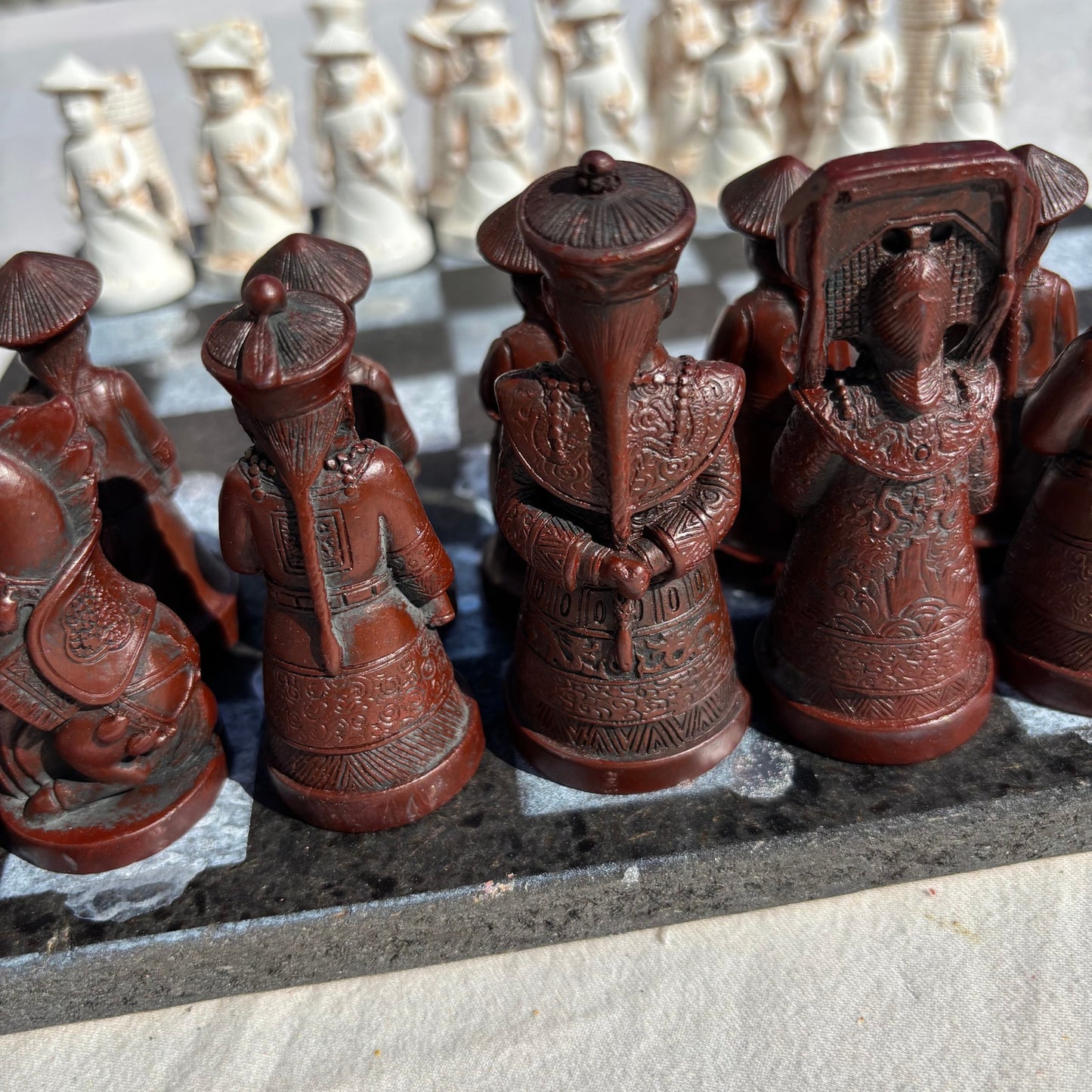 Black & White - Chinese Edition Chess Set