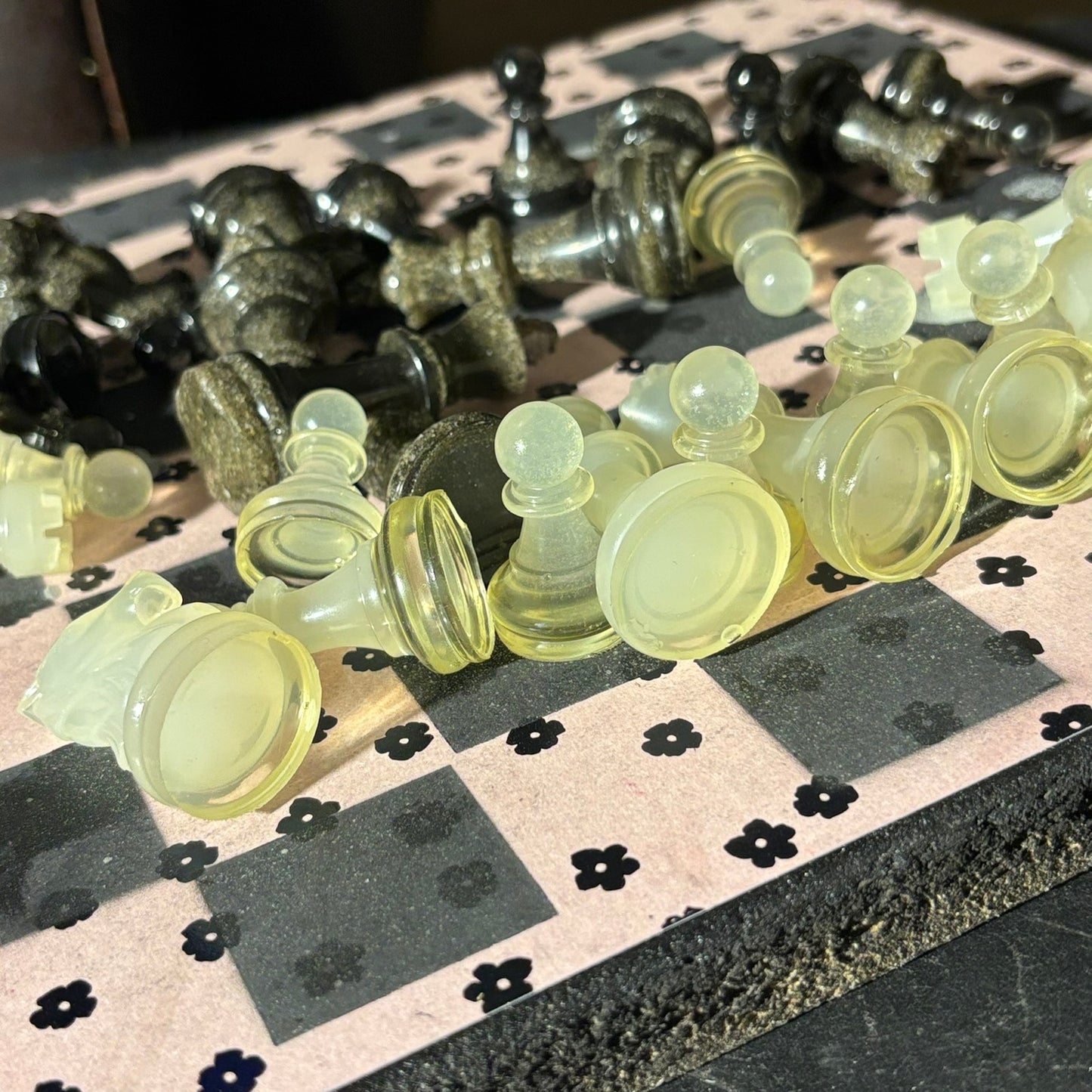Mini Flowers - Scrapbook Chess Set