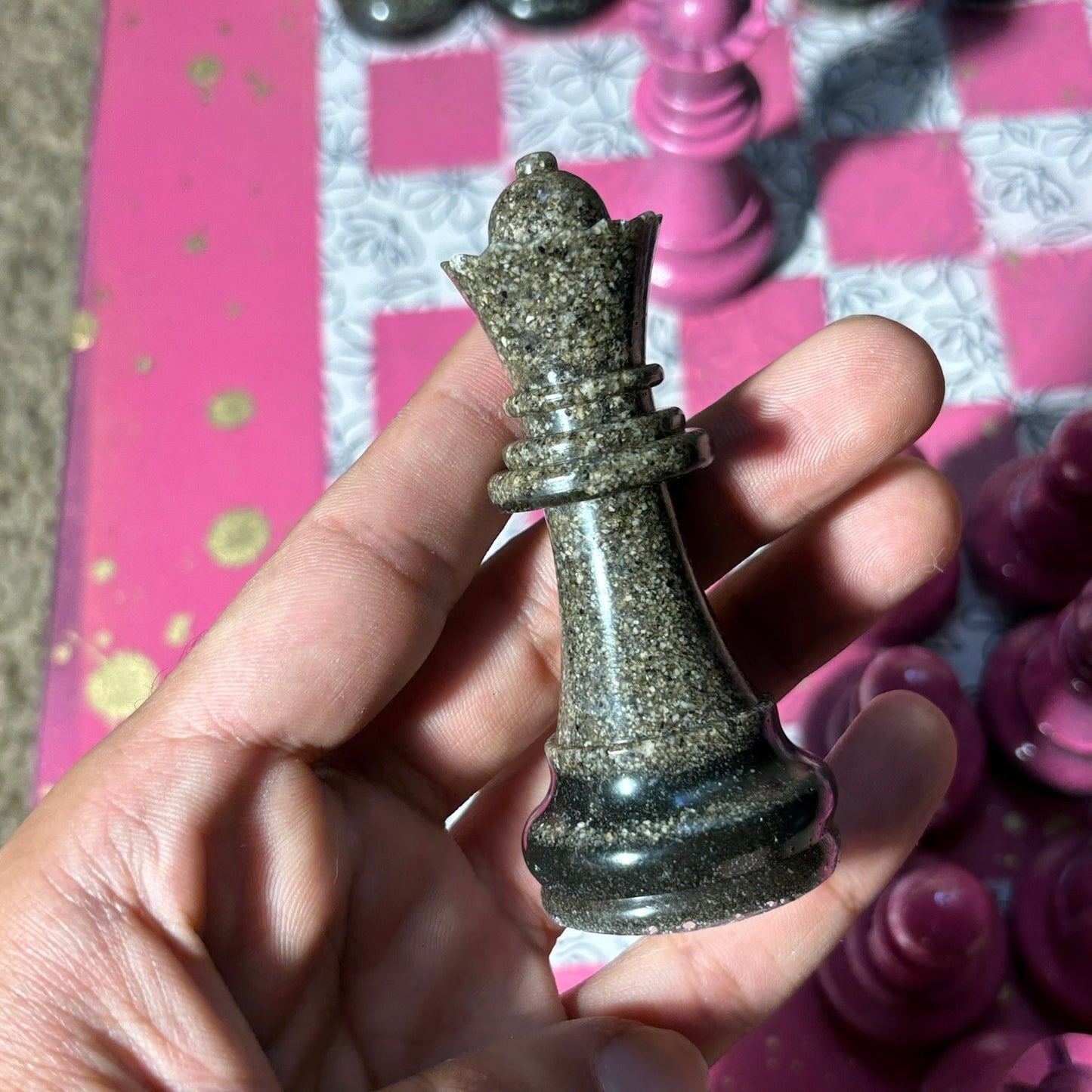 Supreme Pink Flowers - Large Deluxe Chess Set
