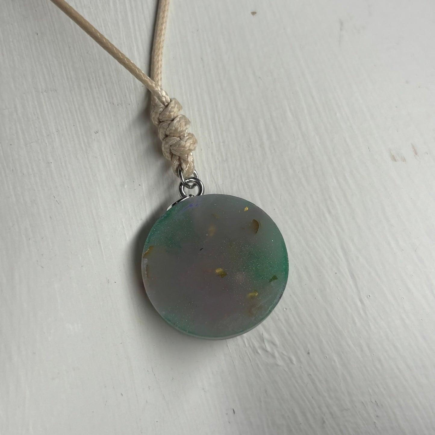 Cream Green Queen - Handmade Resin Chess Necklace