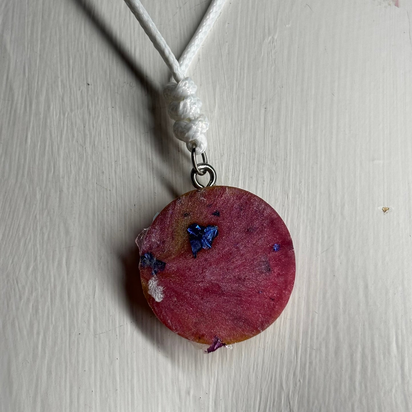 Blender Mix Knight - Handmade Resin Chess Necklace