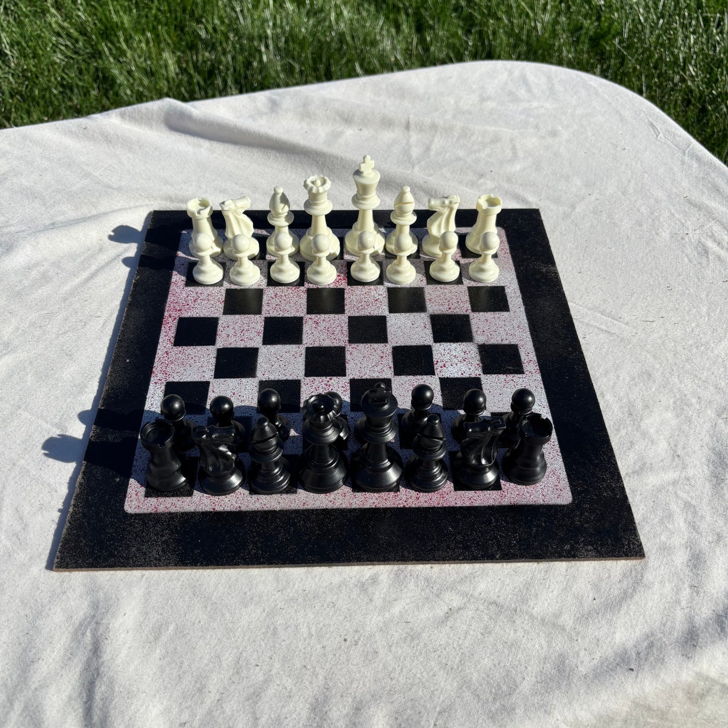 Sprinkled Red - Painted Chess Set