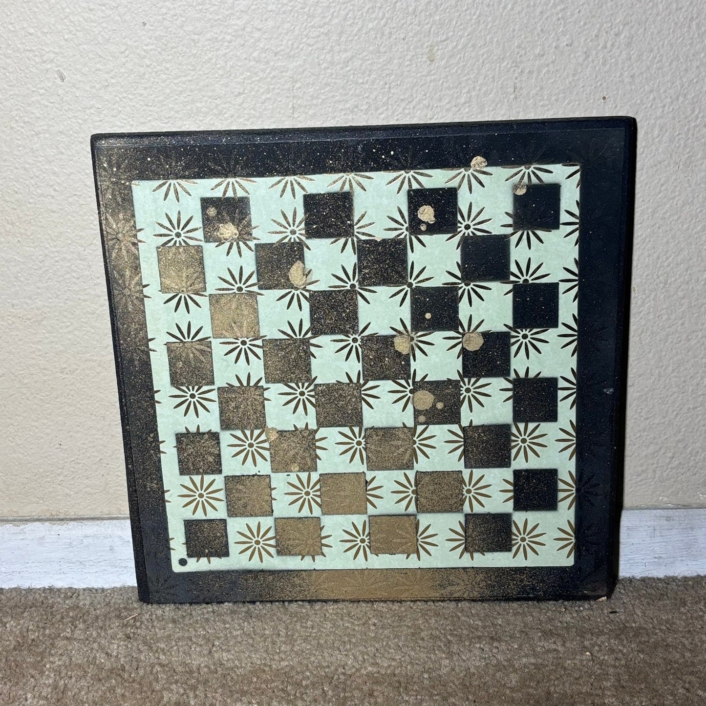 Green Vintage Gold Fade - Scrapbook Chess Board