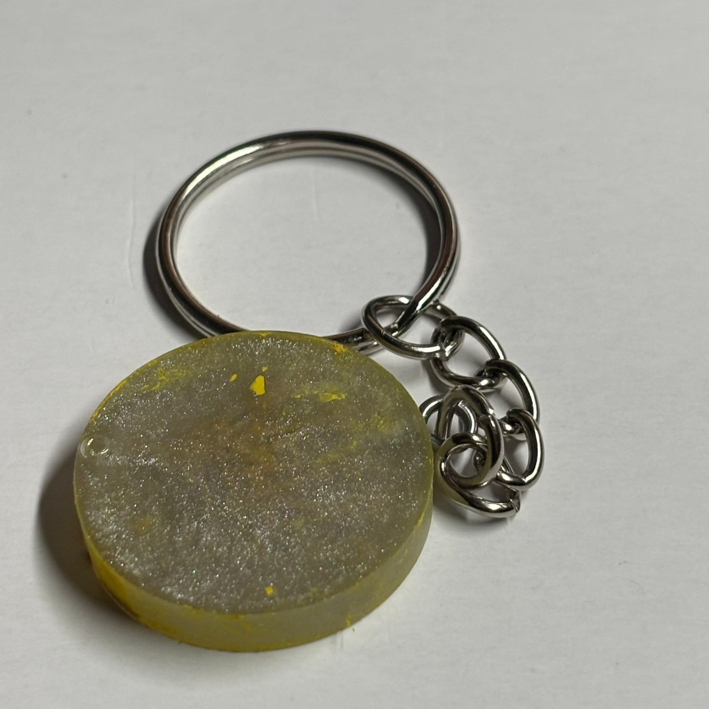 Yellow On Yellow - Handmade Resin Keychain - Flat Edition